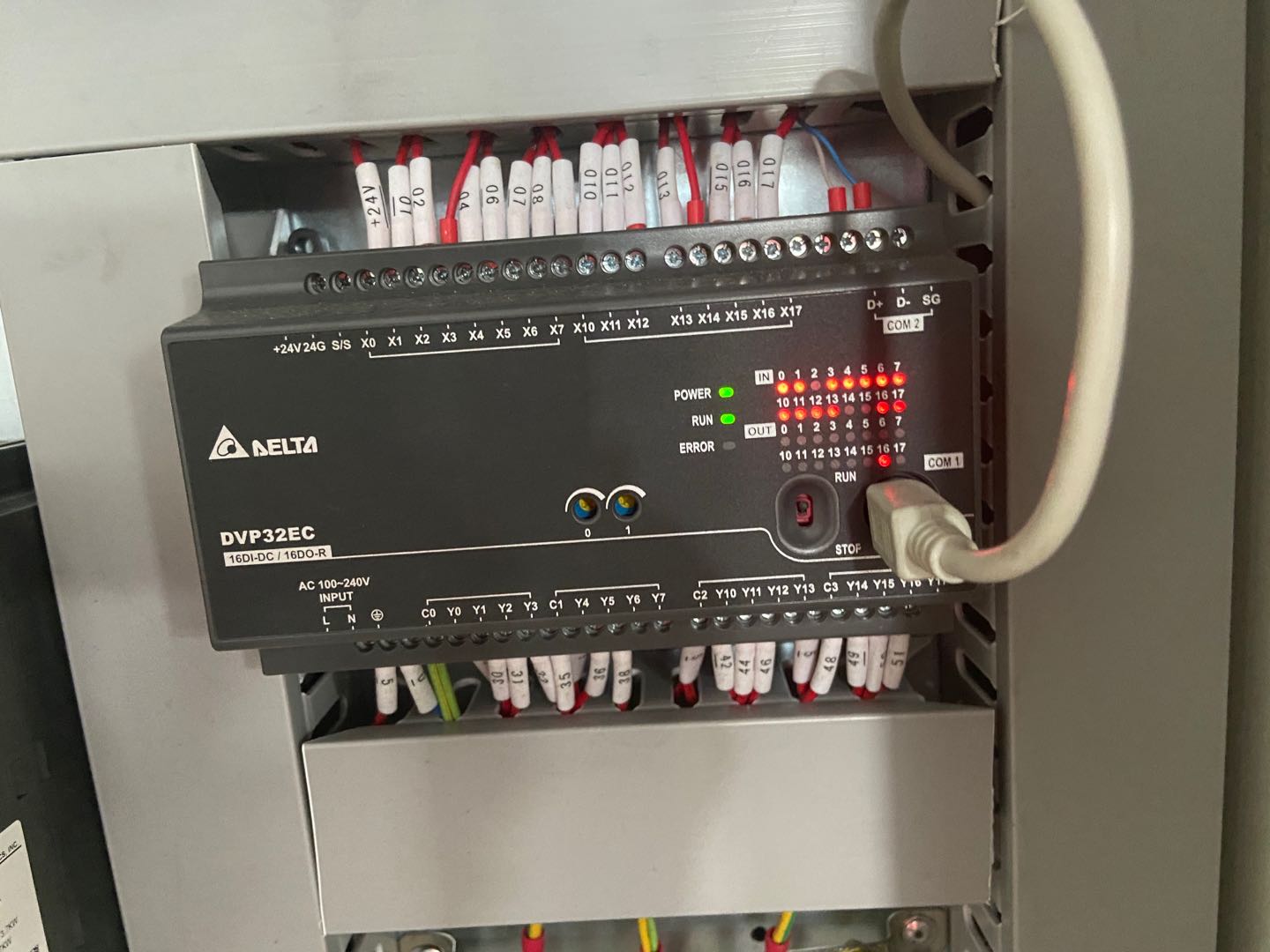 ToughCut 1300mm Double Wide Belt Sander with Platen PLATINUM 1300DB