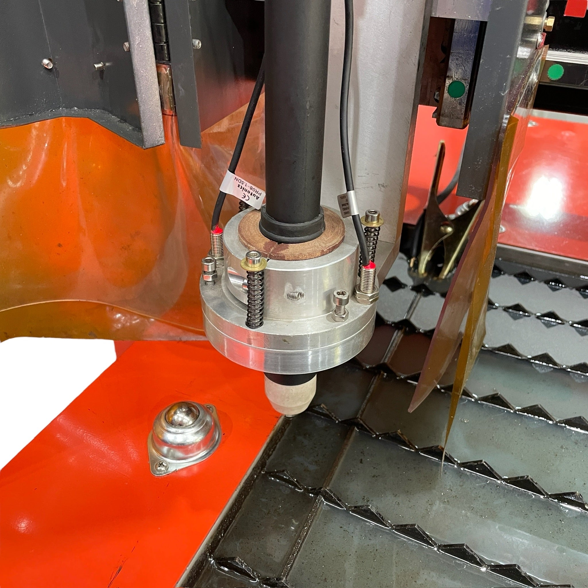 ToughCut 600mm x 600mm CNC Plasma Cutter with Huayuan Plasma Generator 6060